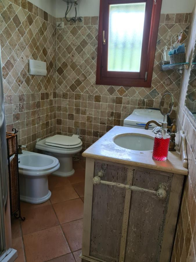 Villa Paola San Teodoro Con Piscina Privata Lu Lioni Exteriör bild