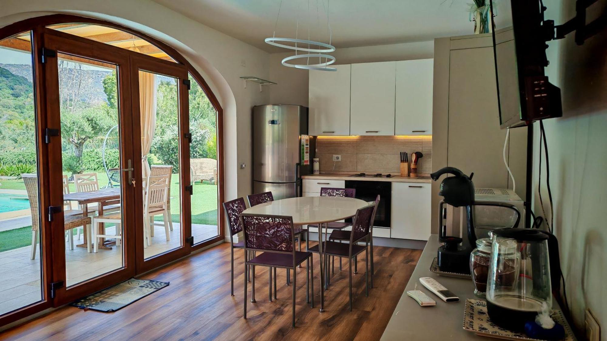 Villa Paola San Teodoro Con Piscina Privata Lu Lioni Exteriör bild
